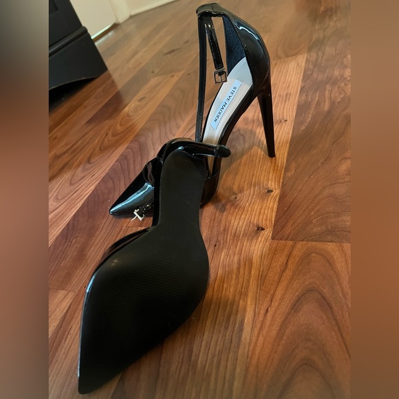 NWOT Steve Madden Alisha Pump - Picture 7 of 7